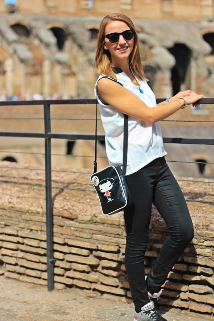 polina.rocks Rome Colosseum 10