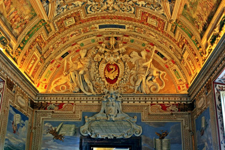 polina.rocks Vatican Rome Italy 9