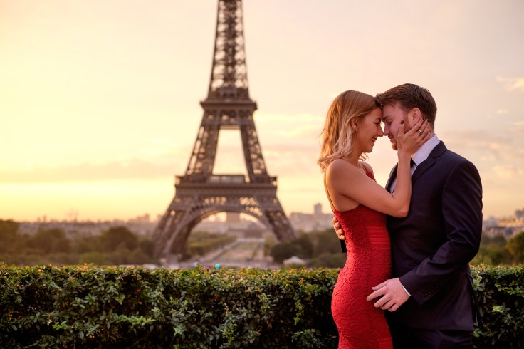 romantic-proposal-in-paris-eiffel-tower-polina-and-ben-1