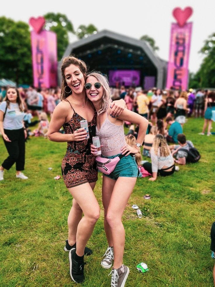 polina.rocks Polina JOnes Oxford Love Saves THe Day (4)