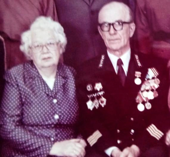 polina jones VE day veterans